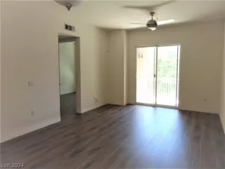 Photo #3: 2587643 Listing 