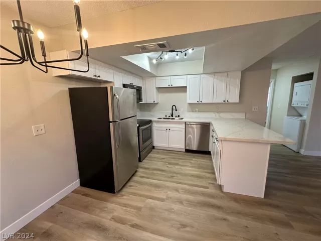 MLS: 2587688 Condo For Sale