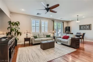 Photo #4: 2587750 Listing 