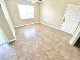 Photo #1: 2587759 Listing 