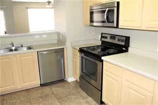 Photo #4: 2587759 Listing 