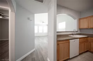 Photo #4: 2587784 Listing 