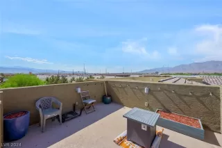 Photo #6: 2587823 Listing