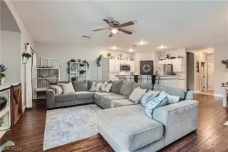 Photo #4: 2587842 Listing 