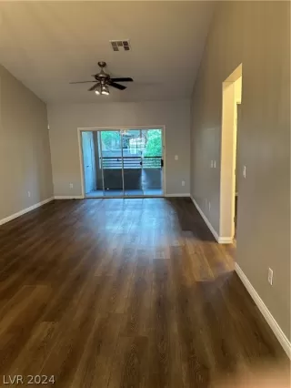 Photo #6: 2587878 Listing 