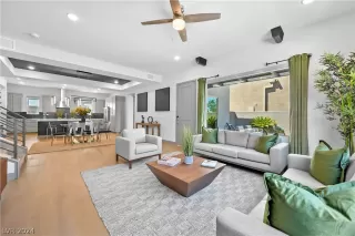 Photo #4: 2587910 Listing 