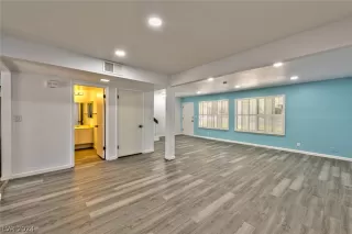 Photo #1: 2587927 Listing 