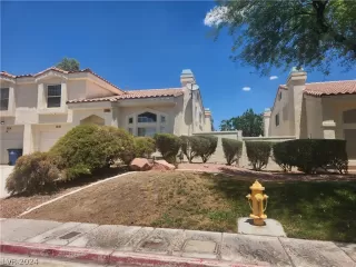 Photo #3: 2587963 Listing 