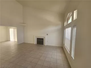 Photo #5: 2587963 Listing 