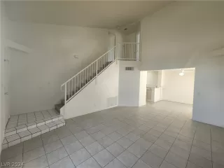 Photo #6: 2587963 Listing 