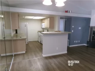 Photo #5: 2587969 Listing 