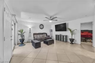 Photo #5: 2588002 Listing 