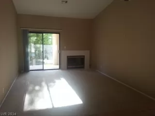 Photo #2: 2588039 Listing 