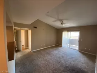 Photo #3: 2588041 Listing 