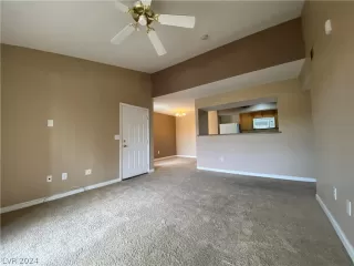 Photo #4: 2588041 Listing 