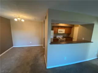 Photo #5: 2588041 Listing 