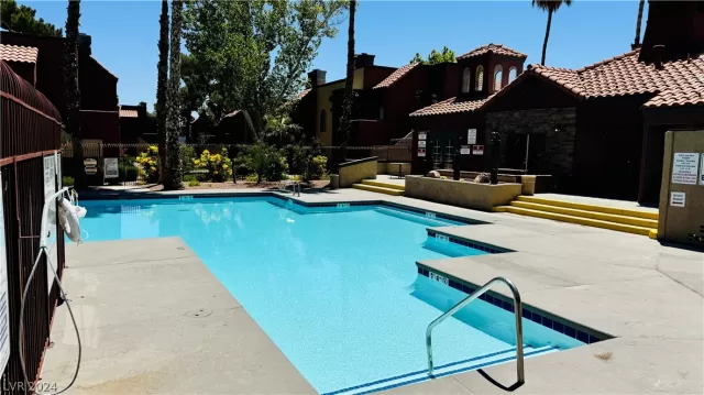 MLS: 2588045 Condo For Sale