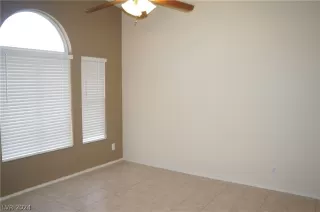 Photo #2: 2588070 Listing 