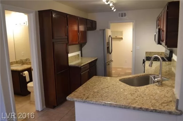 MLS: 2588088 Condo For Sale