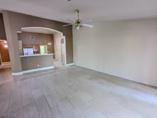 Photo #5: 2588091 Listing 