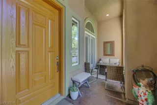 Photo #4: 2588094 Listing