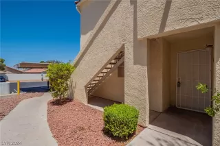 Photo #3: 2588131 Listing 