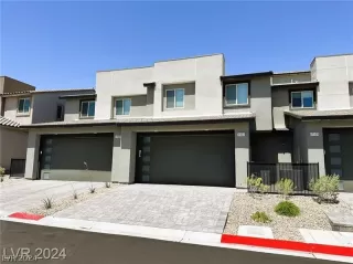 Photo #1: 2588139 Listing 