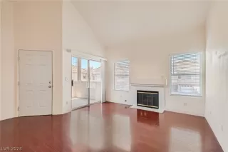 Photo #1: 2588164 Listing 