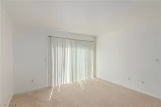 Photo #5: 2588195 Listing 