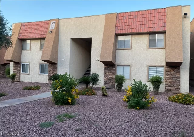 MLS: 2588199 Condo For Sale