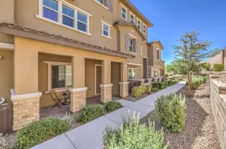 Photo #3: 2588201 Listing 