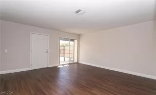 Photo #3: 2588244 Listing 