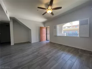 Photo #2: 2588248 Listing 