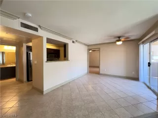 Photo #3: 2588261 Listing 