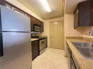 Photo #5: 2588261 Listing 