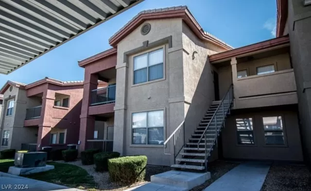 MLS: 2588274 Condo For Sale