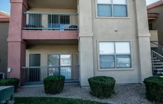 Photo #1: 2588274 Listing