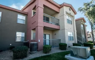 Photo #2: 2588274 Listing