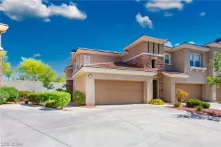 Photo #1: 2588321 Listing