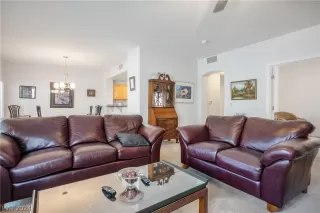 Photo #5: 2588321 Listing