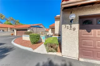 Photo #2: 2588386 Listing