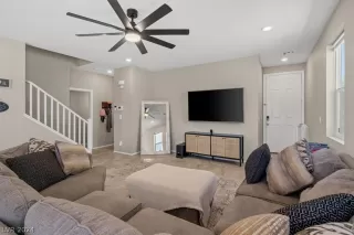 Photo #4: 2588435 Listing 