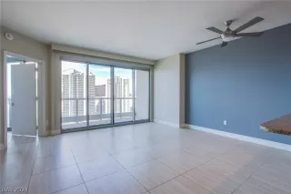 Photo #4: 2588439 Listing