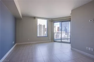 Photo #6: 2588439 Listing