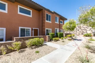 Photo #1: 2588445 Listing 