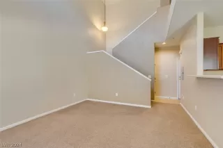 Photo #4: 2588445 Listing 