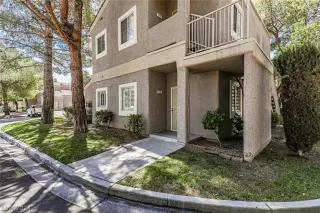 Photo #1: 2588472 Listing