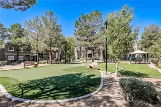 Photo #5: 2588472 Listing