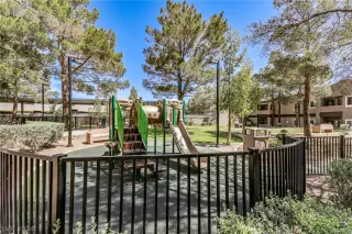 Photo #6: 2588472 Listing