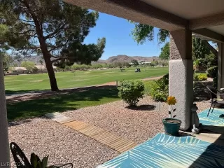 Photo #2: 2588474 Listing